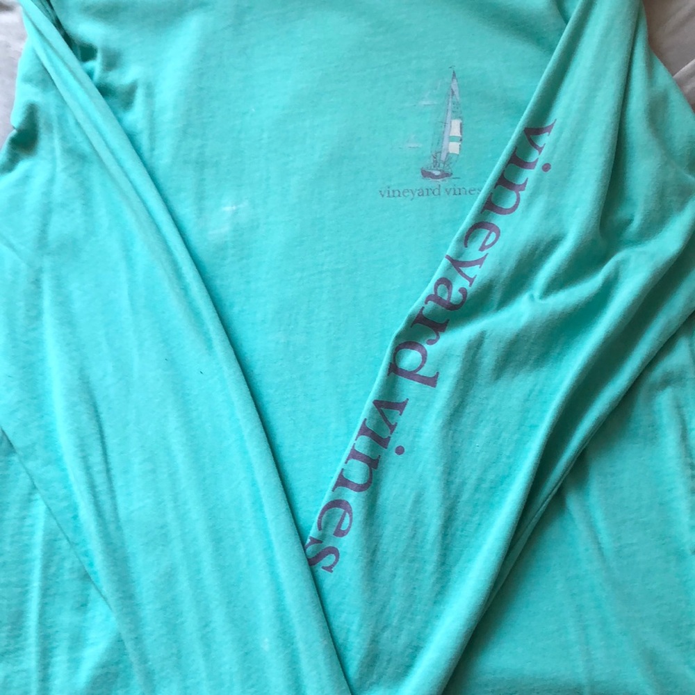 Long sleeve Vinyard Vine T shirt